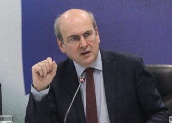 Κ. Χατζηδάκης: Στις αρχές Απριλίου η νέα αύξηση του κατώτατου μισθού