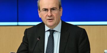 Κ. Χατζηδάκης: Βάζουμε τον πήχη ψηλά και το 2026 για ισχυρή και διατηρήσιμη ανάπτυξη