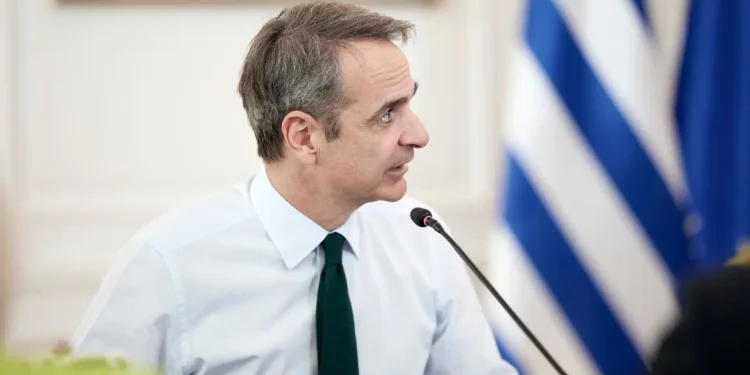 Οι προεκλογικές μηχανές που ζεσταίνονται στο κυβερνητικό στρατόπεδο, η σύσκεψη κορυφής και η έμφαση στην Περιφέρεια