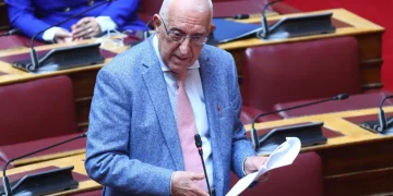 Κακλαμάνης: Ετοιμάζει βαλίτσες για την Κύπρο – Το μήνυμα στήριξης στη Μεγαλόνησο