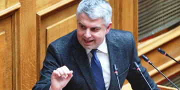 “Καρφιά” Κωνσταντινόπουλου στον Ανδρουλάκη: “Δεν είμαι εγώ το πρόβλημα στο ΠΑΣΟΚ, τα πάντα κρίνονται στις εκλογές”