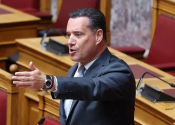 Γεωργιάδης: «Ας πάτε κ. Ανδρουλάκη σε καμία εκκλησία αυτές τις Άγιες μέρες μήπως σας φωτίσει ο Θεός να γίνετε πιο ειλικρινής»