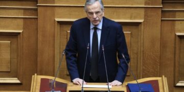 Παρέμβαση Σαμαρά στη Βουλή μετά τις τελευταίες εξελίξεις