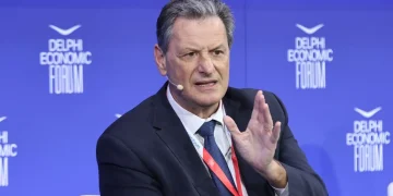 Σκυλακάκης στο Οικονομικό Φόρουμ των Δελφών: Το 70-80% των φορολογικών εσόδων στην Ευρώπη προέρχεται από την εργασία και την κατανάλωση