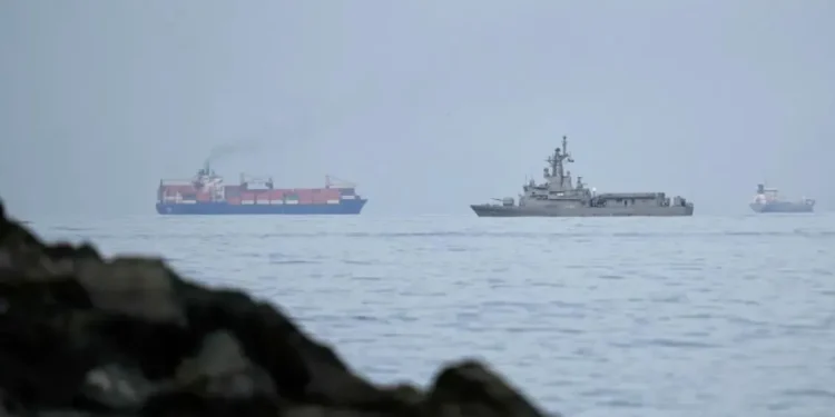 Ιράν: Ανοίγει τα Στενά του Ορμούζ για τα εμπορικά πλοία για όσο διαρκεί η κατάπαυση του πυρός στον Λίβανο