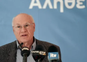 Συνδέεται η οσμή αερίου στην Αθήνα με επερχόμενο σεισμό; Η εξήγηση που δίνει ο Γεράσιμος Παπαδόπουλος