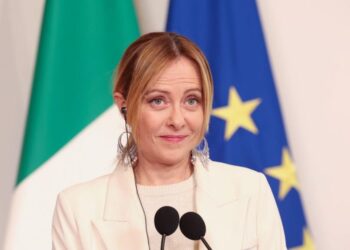 Μελόνι: «Η Ευρωπαϊκή Ένωση είναι ένας γραφειοκρατικός γίγαντας»