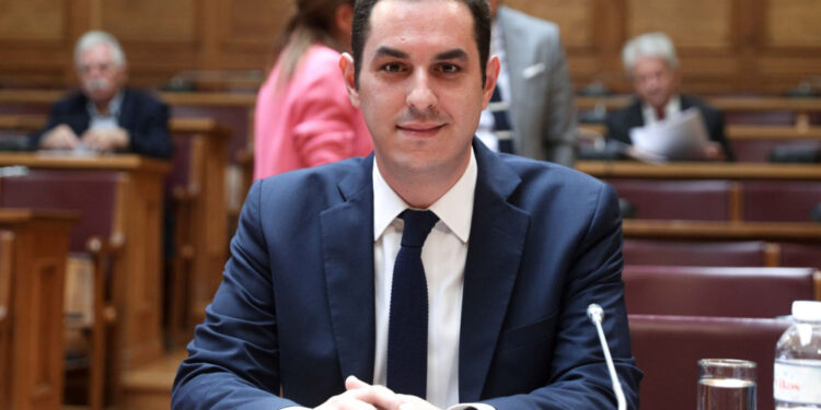 Το «iΚΟ» app και το μάζεμα της Κοινοβουλευτικής Ομάδας