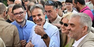 Σήμα… ανακωχής στην Καραμανλική πτέρυγα