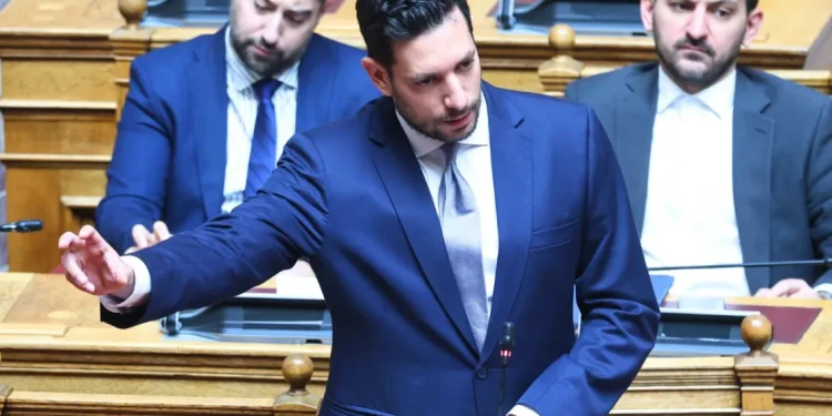 Κυρανάκης κατά Ανδρουλάκη: Τα “δωρεάν” του ΠΑΣΟΚ τα πληρώνουμε πάντα ακριβά – Έχουμε από τα χαμηλότερα εισιτήρια συγκοινωνιών στην Ευρώπη