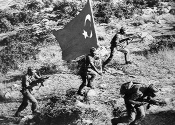 Κύπρος: 52 χρόνια από την εισβολή της Τουρκίας – Το χρονικό των δραματικών ημερών της 20ής Ιουλίου 1974
