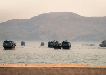 Σε πλήρη εξέλιξη ο νέος γύρος σύγκρουσης ΗΠΑ & Ιράν στη Μέση Ανατολή για το Ορμούζ