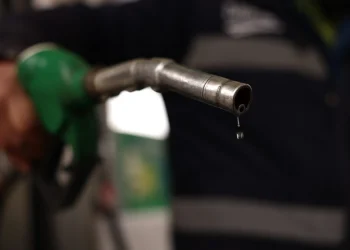 Καύσιμα: Νέες αυξήσεις στις τιμές έως το Σάββατο παρά τη συμφωνία για μειώσεις