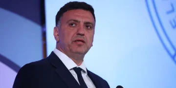 Βασίλης Κικίλιας: “Πετύχαμε να μην ανέβουν οι τιμές των ακτοπλοϊκών τα τελευταία 2 χρόνια”