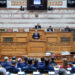 Το γαλάζιο «μπλόκο» στο ασυμβίβαστο και τα άδεια βουλευτικά ταμεία