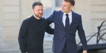 Στο Παρίσι η συνάντηση 37 κρατών για “στρατηγική αφύπνιση” και βοήθεια στην Ουκρανία: Παρών ο Μητσοτάκης