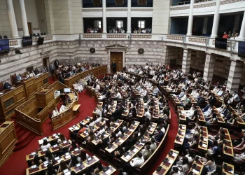 Βουλή: Εγκρίθηκε το νομοσχέδιο για την πολιτιστική κληρονομιά – Υπερψήφισαν μόνο οι βουλευτές της ΝΔ