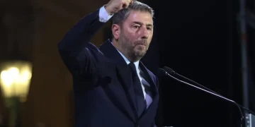 Γιατί η γιορτή για τα 52 χρόνια από την ιδρυτική διακήρυξη του ΠΑΣΟΚ θα γίνει στην Κρήτη και όχι στην Αθήνα