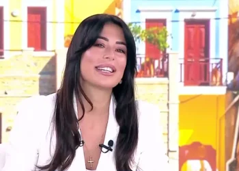 Αφροδίτη Λατινοπούλου: “Ο Βελόπουλος τόσα χρόνια παραπλανεί τους πάντες και δεν τον ακουμπάει κανένας”