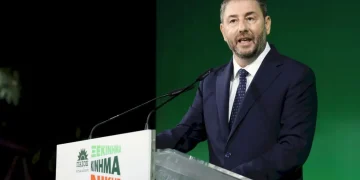 Ανδρουλάκης: O διμέτωπος εναντίον Μητσοτάκη-Τσίπρα, η 13η σύνταξη, το νέο ΕΚΑΣ και η “νέα Αλλαγή” – Όλα όσα έγιναν στην ομιλία του στο Ηράκλειο