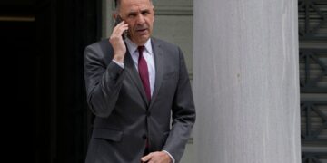 Στην Ιρλανδία ο Γεραπετρίτης – Ενημέρωση των Ευρωπαίων ΥΠΕΞ για τις τουρκικές προκλήσεις