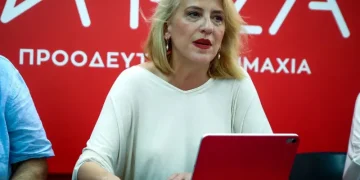 Το «αριστερό παράδοξο» της Ρένας Δούρου