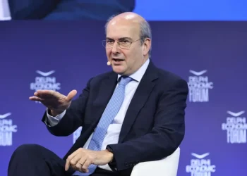 Χατζηδάκης από Βρυξέλλες: Εθνική επιτυχία η αναγνώριση των προσπαθειών για περιορισμό της γραφειοκρατίας