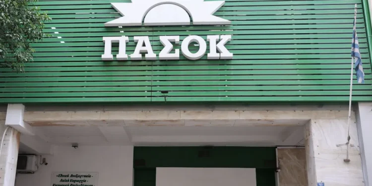 Πονοκέφαλος για το ΠΑΣΟΚ το θέμα των συνεργασιών – Η στάση Δούκα και Διαμαντοπούλου και η “τρίτη άποψη” για την πολιτική σταθερότητα
