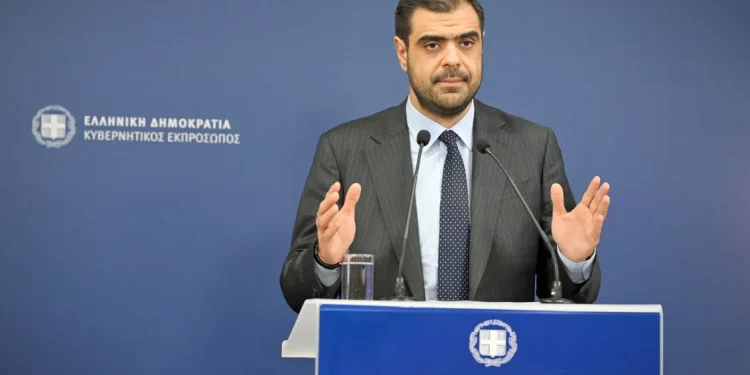 Μαρινάκης: Απόλυτη στήριξη της κυβέρνησης στον Κάθετο Διάδρομο – “Ισχυροποιείται η Ελλάδα σε ενεργειακό επίπεδο”