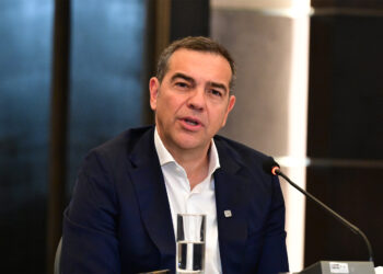 Ο «περίπατος» του Αλέξη Τσίπρα στη ΔΕΘ και οι εσωκομματικές ισορροπίες