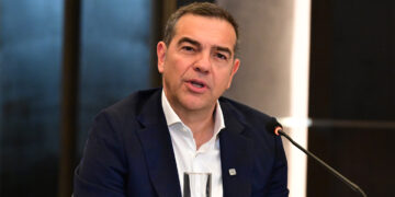 Ο «περίπατος» του Αλέξη Τσίπρα στη ΔΕΘ και οι εσωκομματικές ισορροπίες