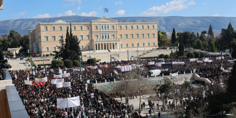 Σήμερα τα τα μεγάλα πανεκπαιδευτικά συλλαλητήρια -Ποια τα αιτήματα και ποιά κόμματα στηρίζουν