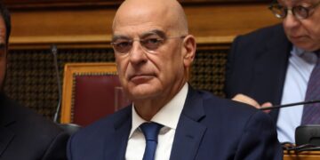 Τα 25άρια του Μητσοτάκη και η διπλωματία του… Κερκυραίου