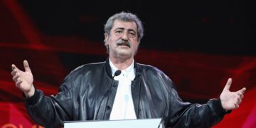 Συντρόφισσες, σύντροφοι και λοιπές «κωλοτούμπες»