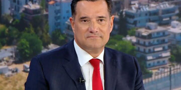 Με… γονυκλισίες, μολότοφ και «κβαντική ιατρική»