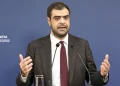 Μαρινάκης για τις διαδηλώσεις στη Γαλλία: “Η κατάσταση στην Ελλάδα είναι πολύ διαφορετική – Ακούμε τους προβληματισμούς των πολιτών, να απομονώσουμε ακραίες φωνές”
