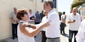 Η ΝΔ βγαίνει στις δύσκολες περιφέρειες με στόχο τη συσπείρωση